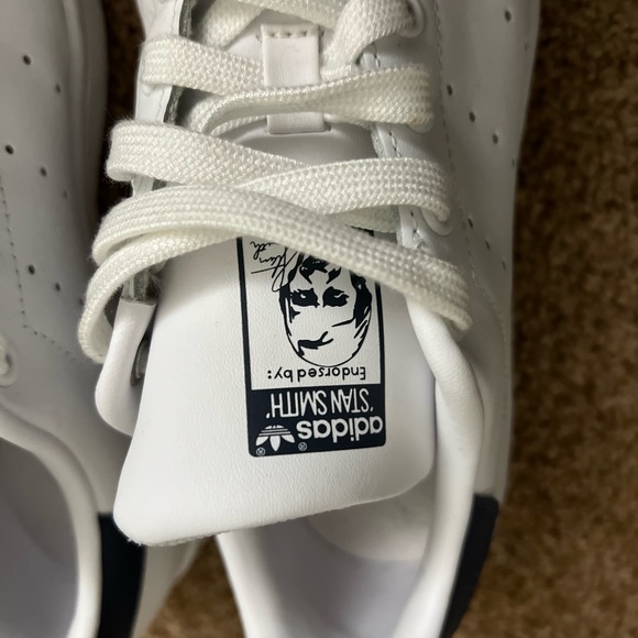 Adidas Stan Smith - White / Collegiate Navy - 4.5 Men’s / 6 - 6.5 Women’s - Picture 3 of 8